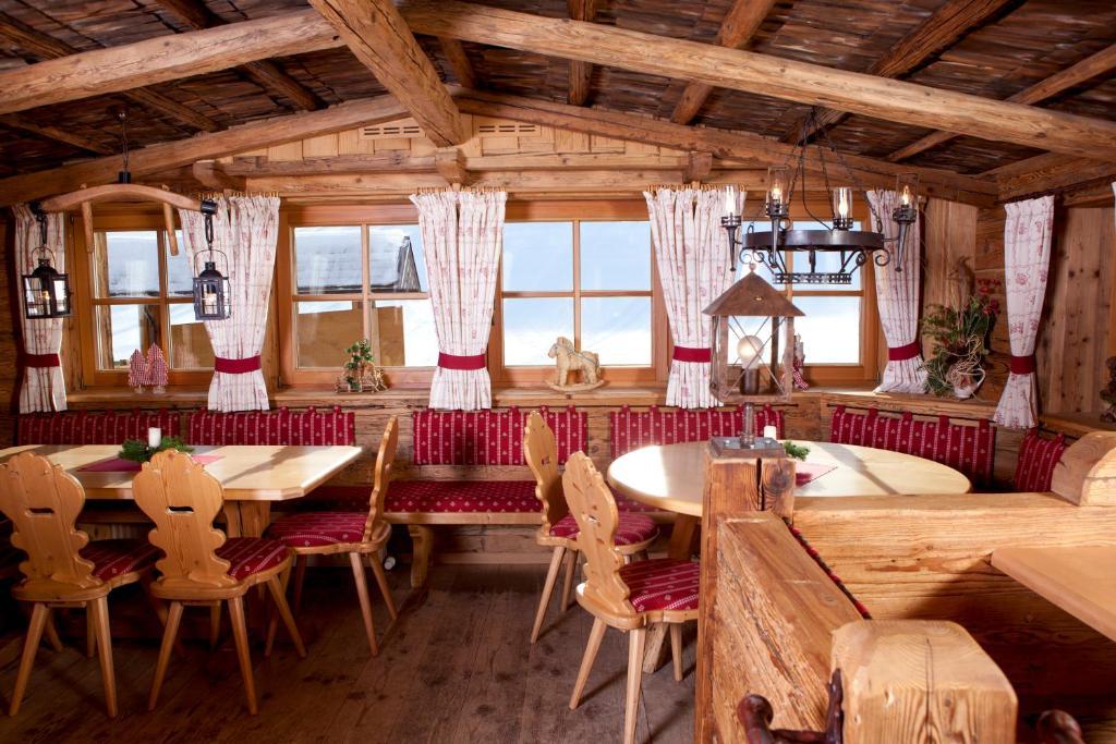 Sonnalm Hotell Altenmarkt im Pongau Exteriör bild